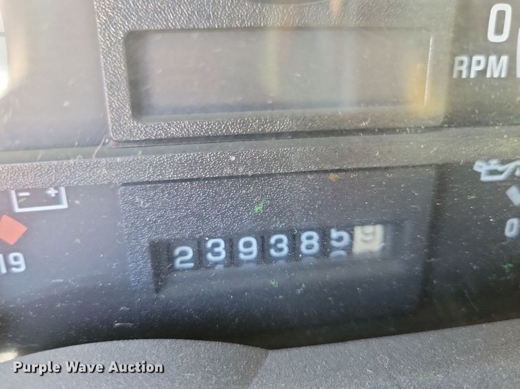 image for item LO9825 1999 Chevrolet C6500  dump truck