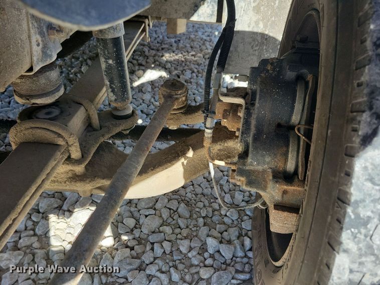 image for item LO9825 1999 Chevrolet C6500  dump truck