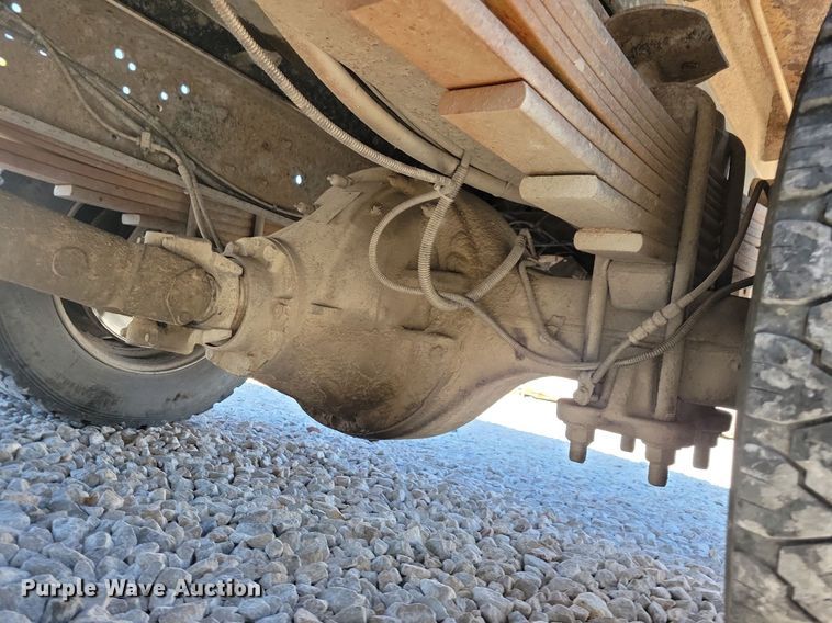 image for item LO9825 1999 Chevrolet C6500  dump truck