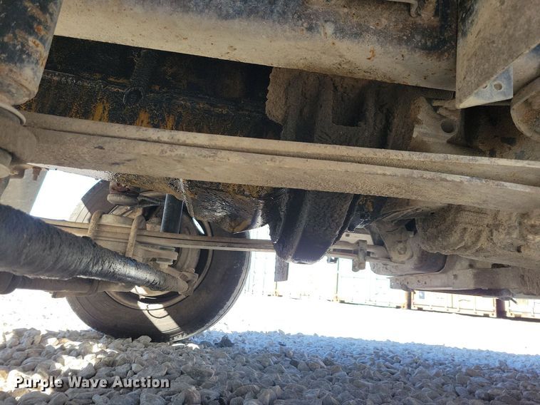 image for item LO9825 1999 Chevrolet C6500  dump truck