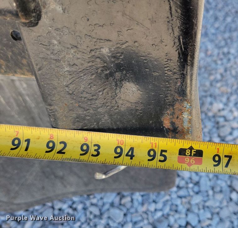 image for item LO9825 1999 Chevrolet C6500  dump truck