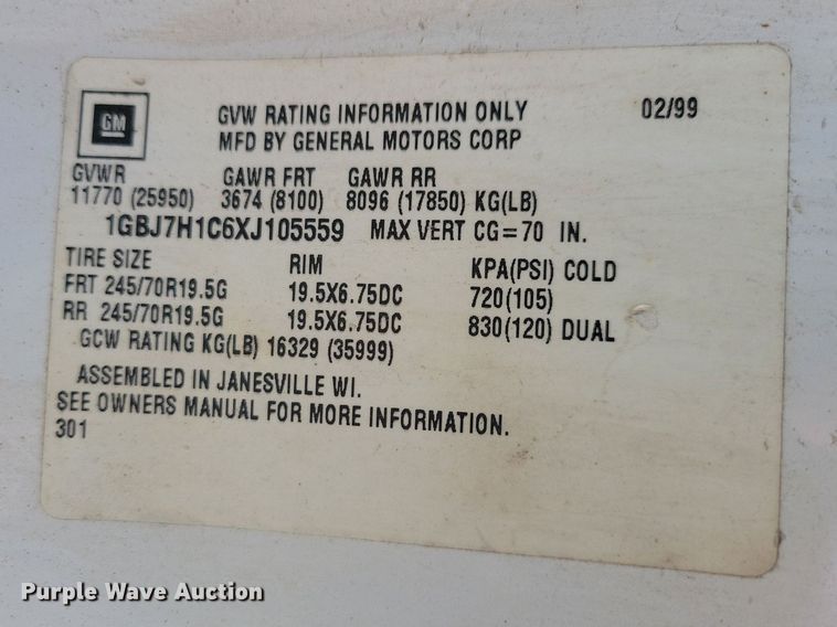 image for item LO9825 1999 Chevrolet C6500  dump truck