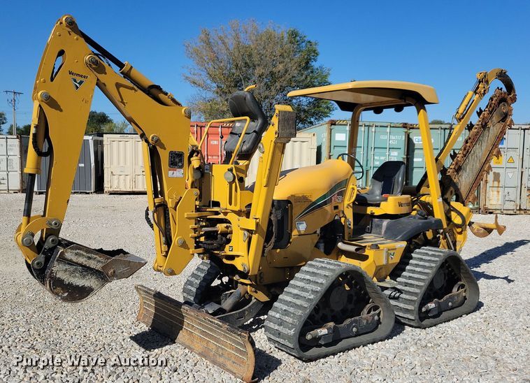 image for item LO9827 2017 Vermeer RTX750  trencher