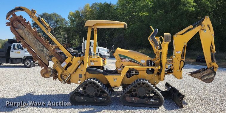 image for item LO9827 2017 Vermeer RTX750  trencher