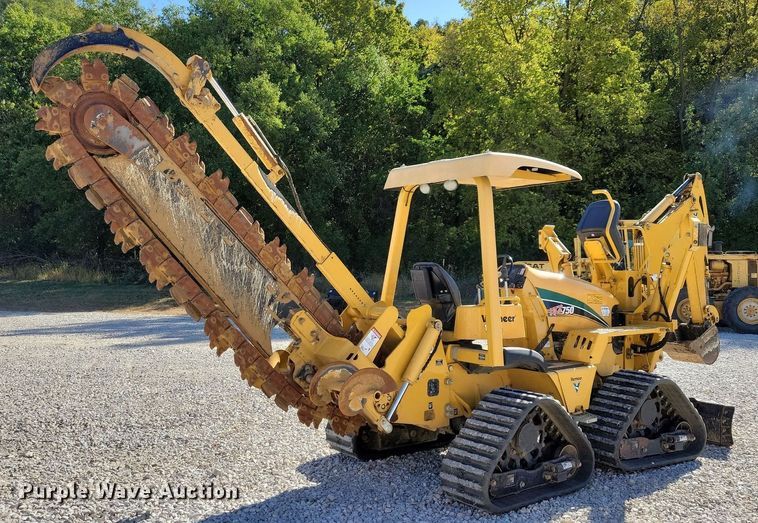 image for item LO9827 2017 Vermeer RTX750  trencher