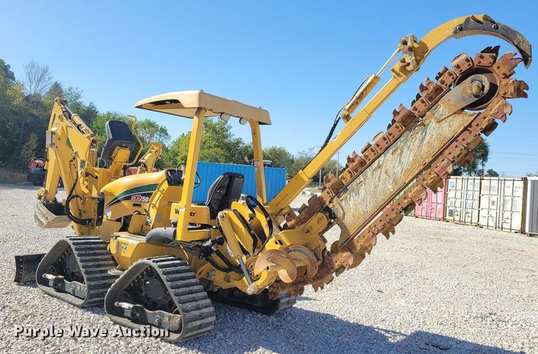 image for item LO9827 2017 Vermeer RTX750  trencher