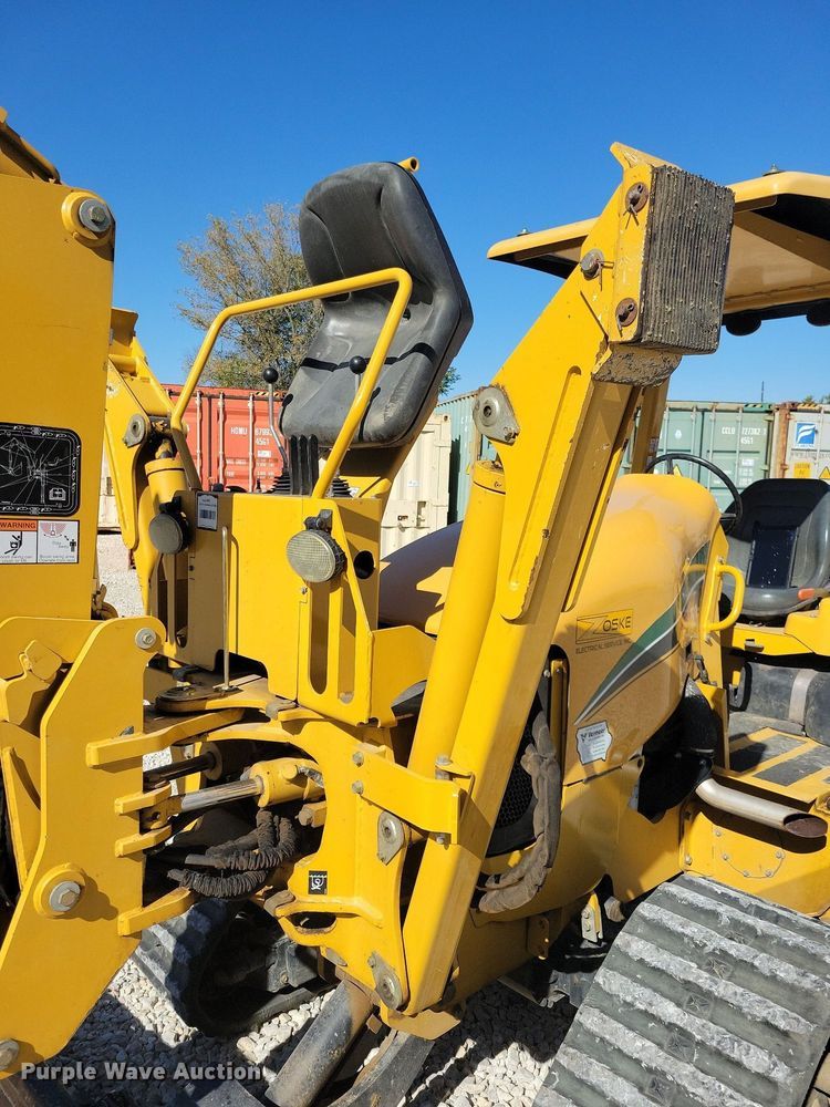 image for item LO9827 2017 Vermeer RTX750  trencher
