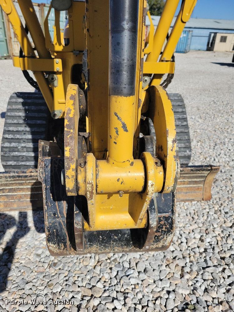 image for item LO9827 2017 Vermeer RTX750  trencher