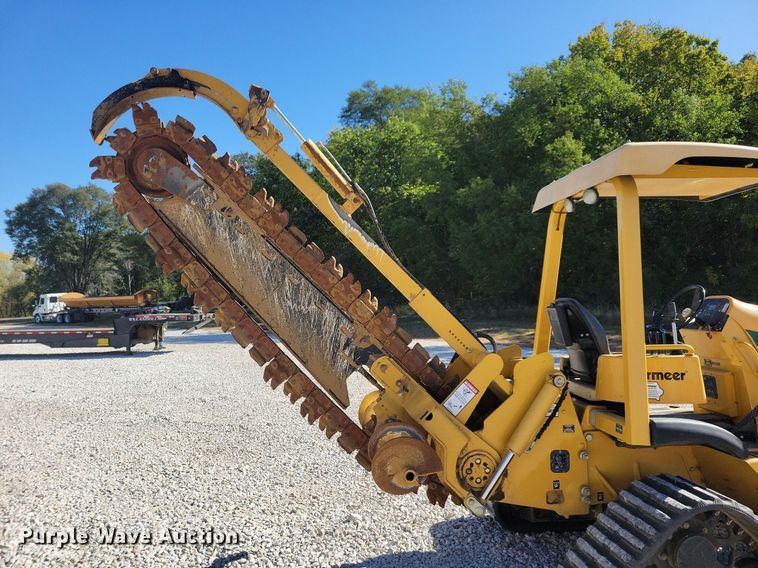 image for item LO9827 2017 Vermeer RTX750  trencher