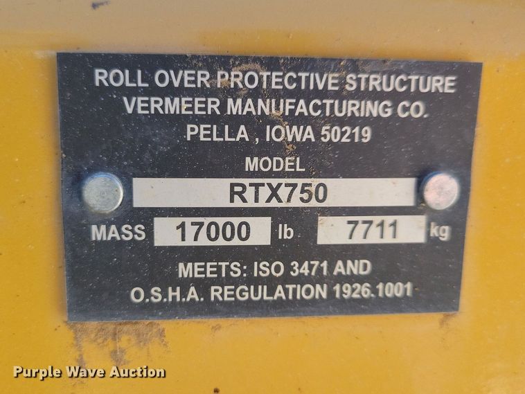 image for item LO9827 2017 Vermeer RTX750  trencher