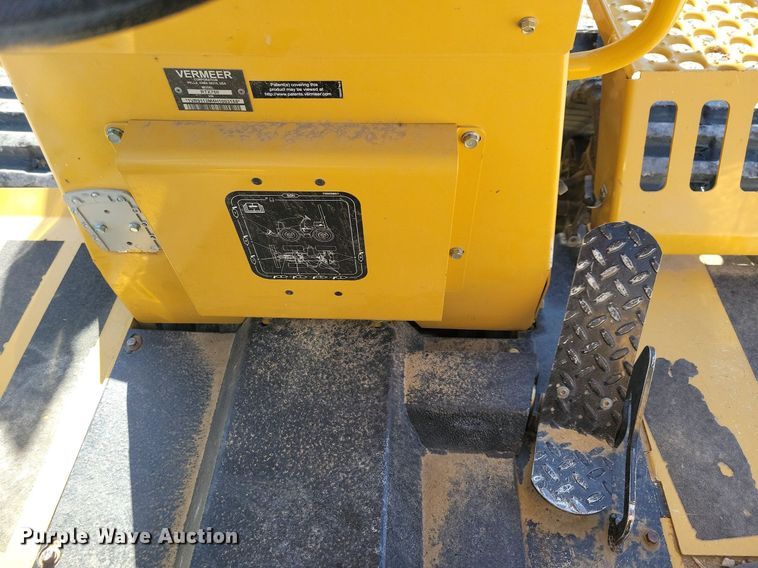 image for item LO9827 2017 Vermeer RTX750  trencher