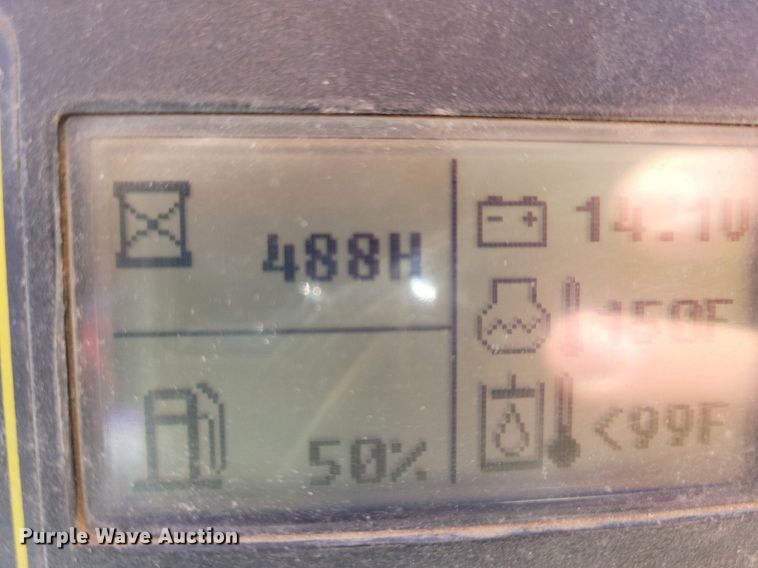 image for item LO9827 2017 Vermeer RTX750  trencher