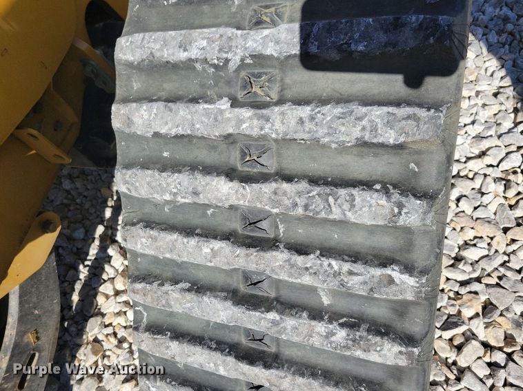 image for item LO9827 2017 Vermeer RTX750  trencher