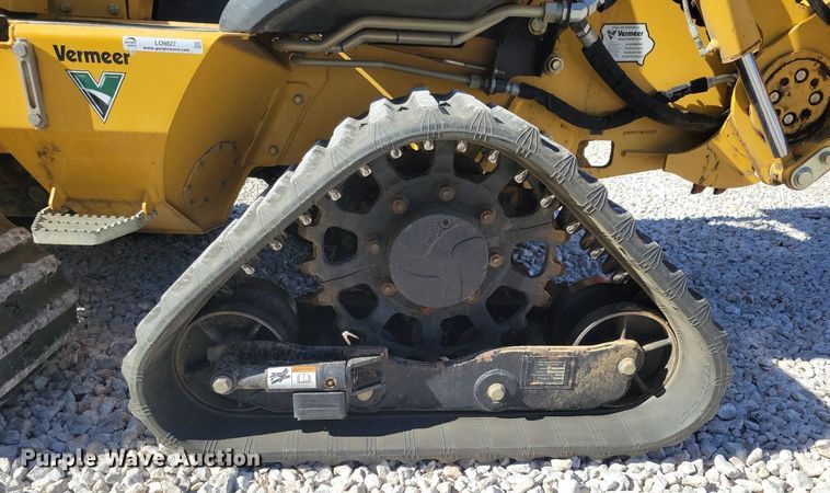 image for item LO9827 2017 Vermeer RTX750  trencher