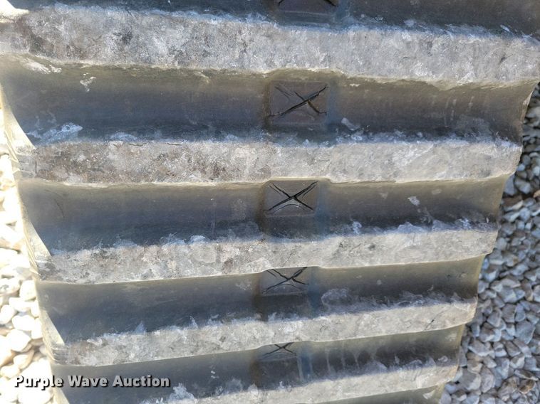 image for item LO9827 2017 Vermeer RTX750  trencher