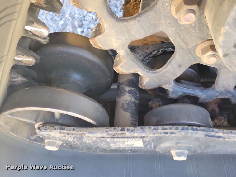 image for item LO9827 2017 Vermeer RTX750  trencher