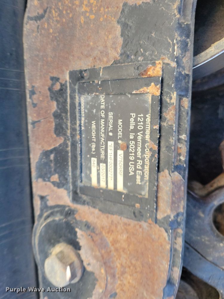 image for item LO9827 2017 Vermeer RTX750  trencher