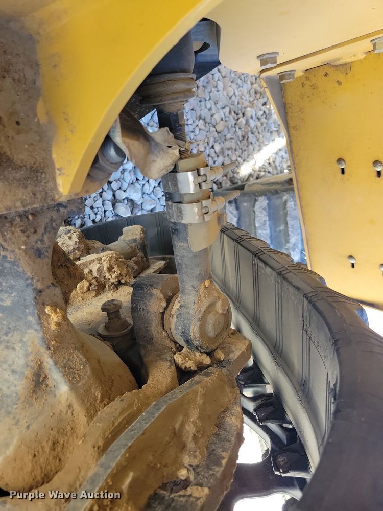 image for item LO9827 2017 Vermeer RTX750  trencher