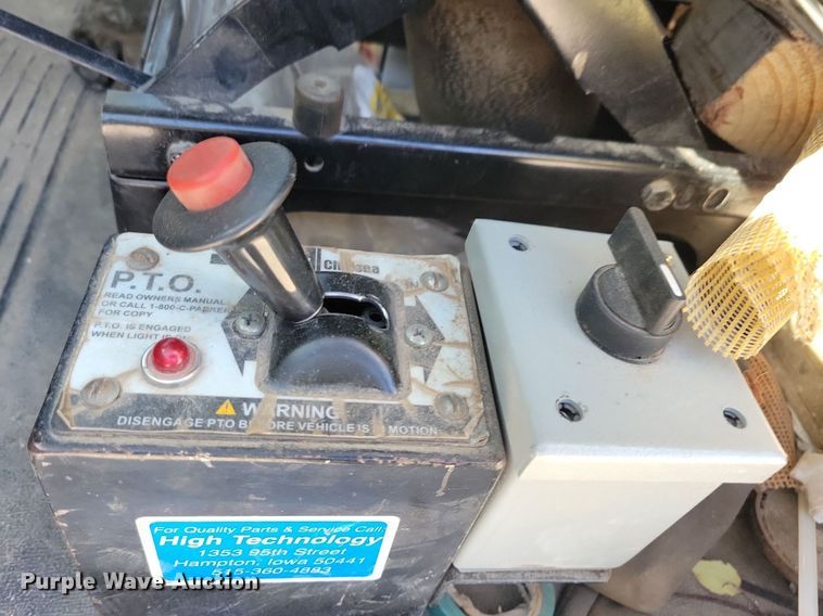 image for item LO9828 2005 Freightliner Columbia  semi truck