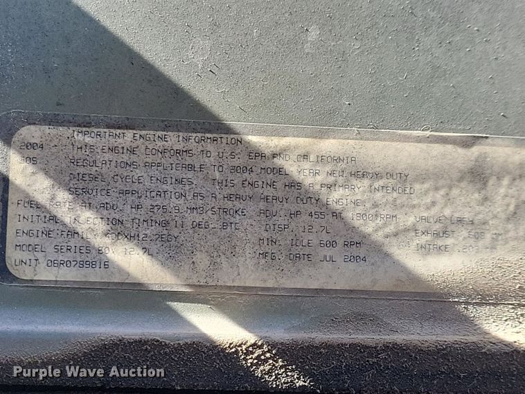 image for item LO9828 2005 Freightliner Columbia  semi truck