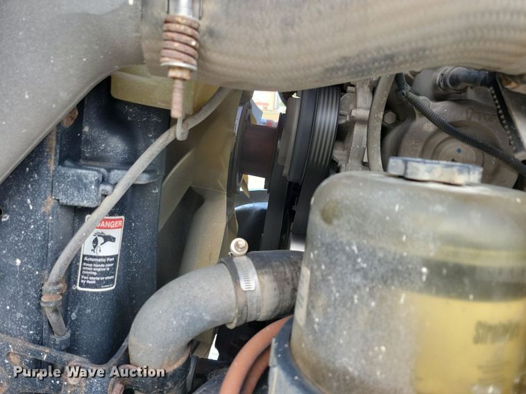 image for item LO9829 2014 Freightliner  Cascadia semi truck