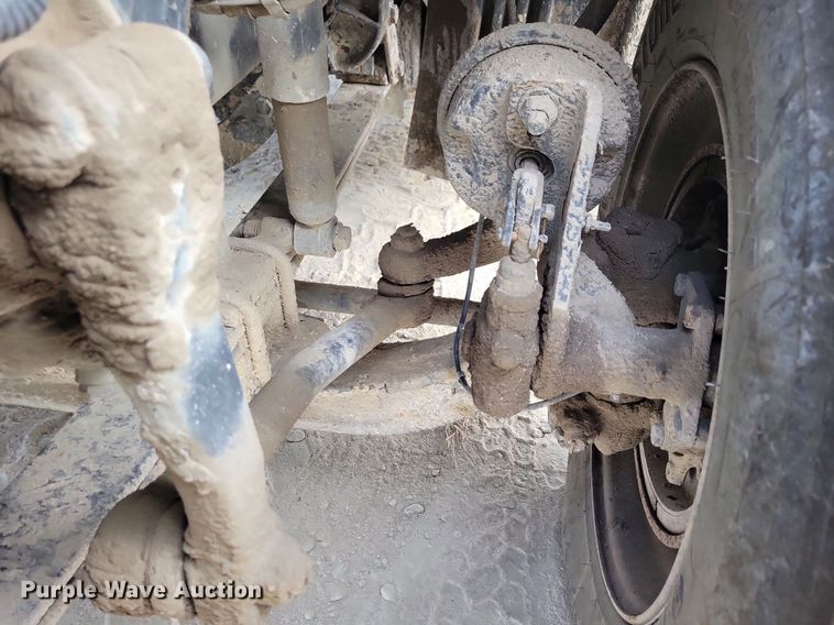 image for item LO9829 2014 Freightliner  Cascadia semi truck