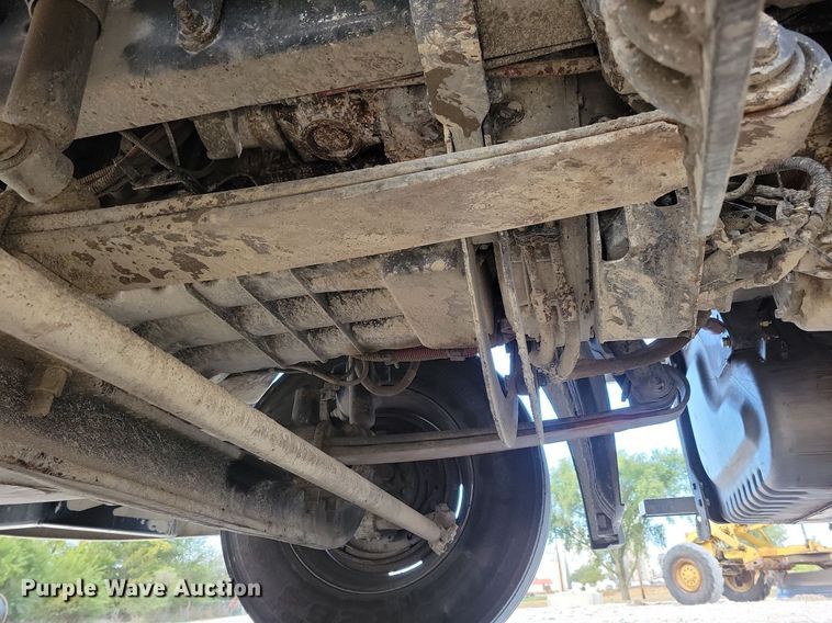 image for item LO9829 2014 Freightliner  Cascadia semi truck