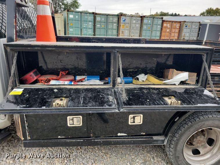 image for item LO9830 2014 Dodge Ram 5500  flatbed truck