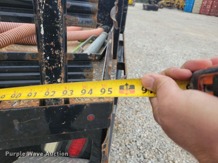 image for item LO9830 2014 Dodge Ram 5500  flatbed truck