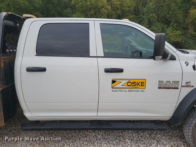 image for item LO9830 2014 Dodge Ram 5500  flatbed truck