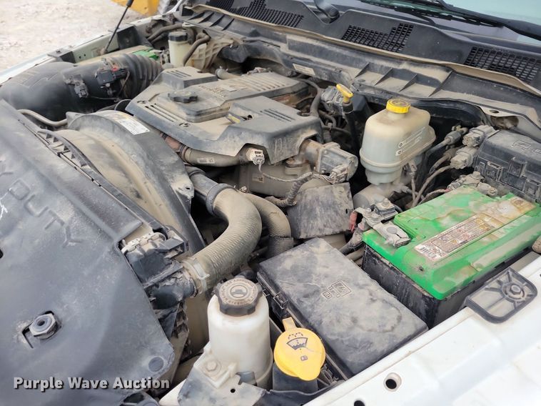 image for item LO9830 2014 Dodge Ram 5500  flatbed truck