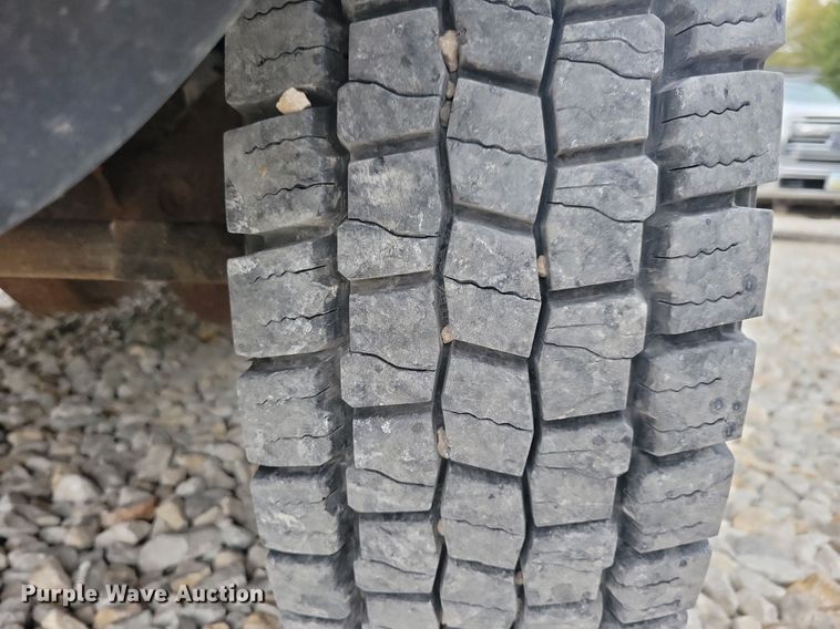 image for item LO9830 2014 Dodge Ram 5500  flatbed truck