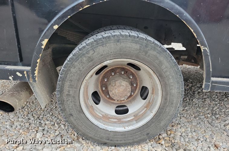 image for item LO9830 2014 Dodge Ram 5500  flatbed truck