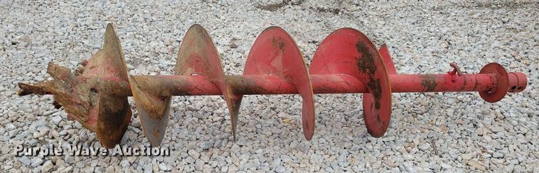 image for item LO9831 2001 International 4800  digger derrick truck