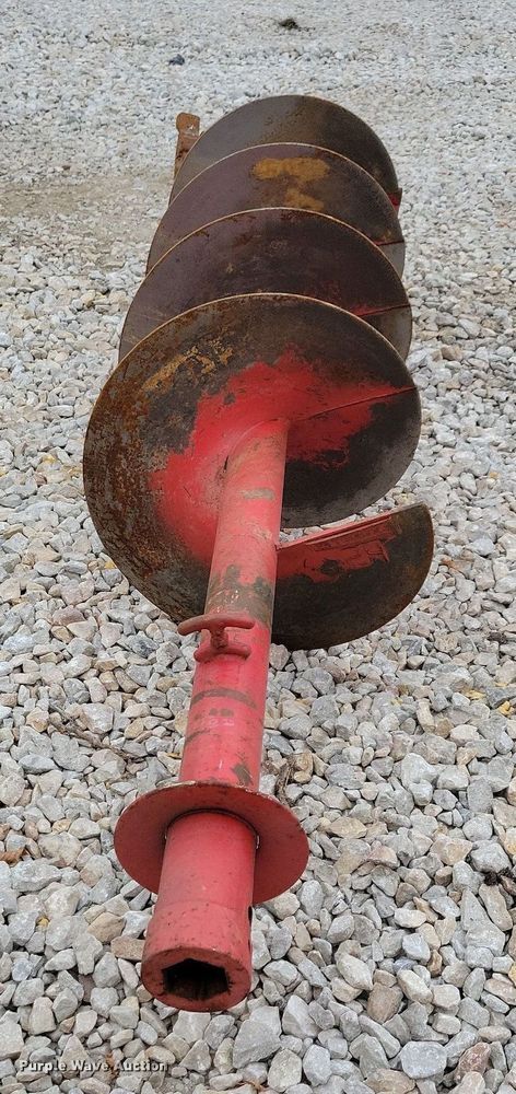 image for item LO9831 2001 International 4800  digger derrick truck