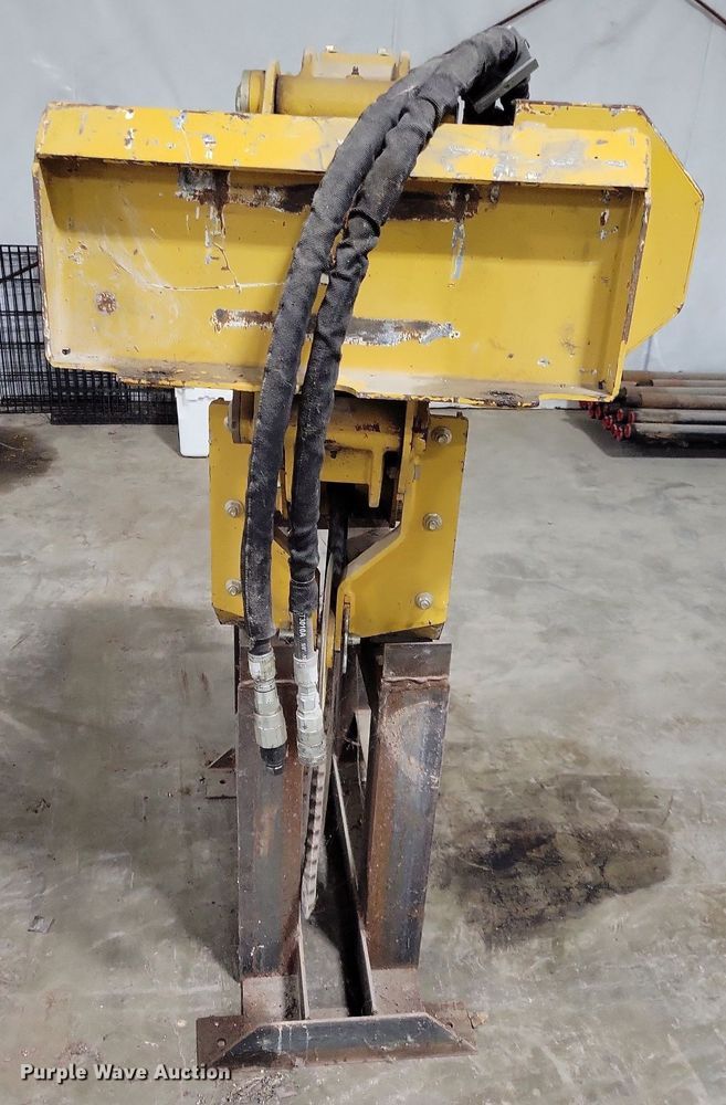 image for item LO9835 2015 Vermeer SVP18  compact utility loader vibratory plow