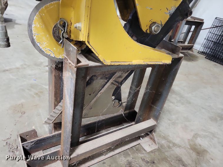 image for item LO9835 2015 Vermeer SVP18  compact utility loader vibratory plow