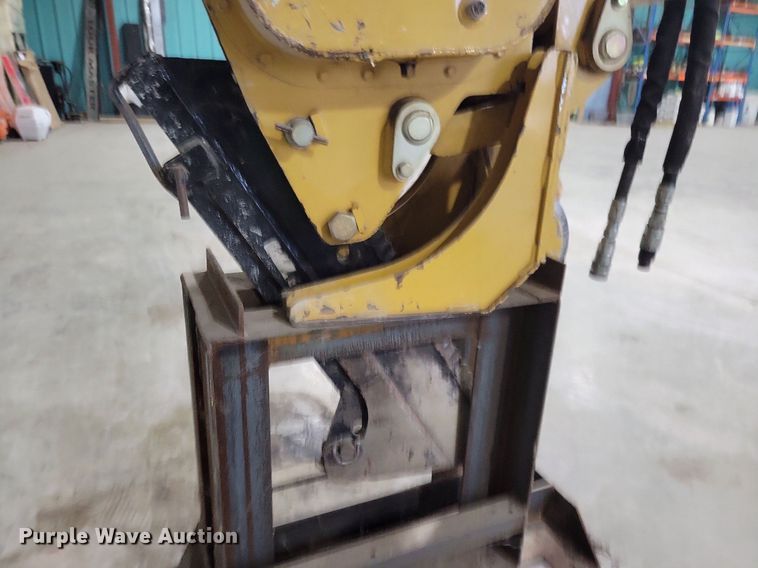 image for item LO9835 2015 Vermeer SVP18  compact utility loader vibratory plow