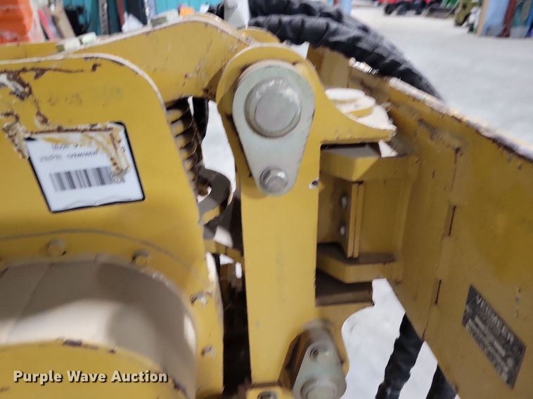 image for item LO9835 2015 Vermeer SVP18  compact utility loader vibratory plow