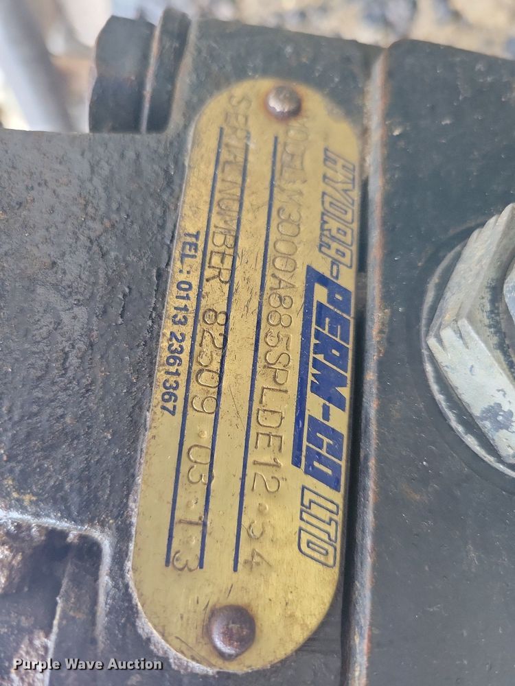 image for item LO9836 2017 CP RC450  excavator plate compactor