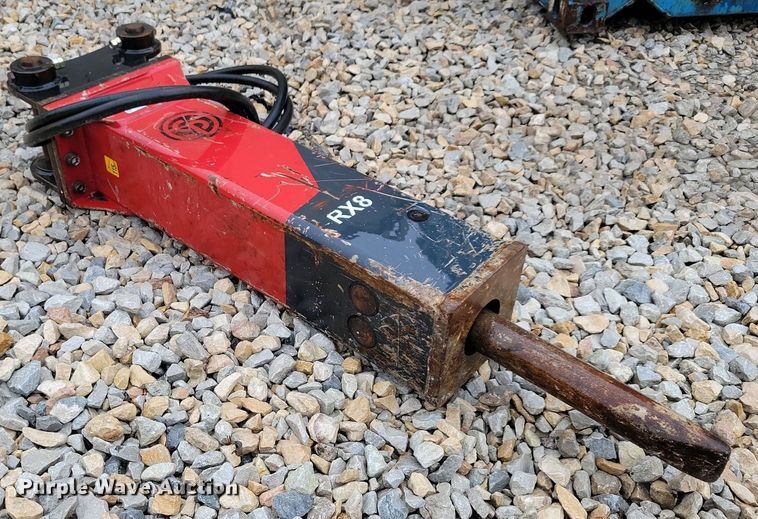 image for item LO9837 CP RX8  excavator plate compactor