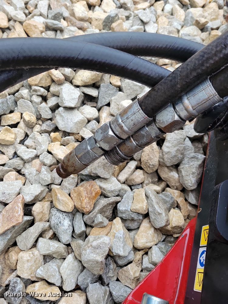 image for item LO9837 CP RX8  excavator plate compactor