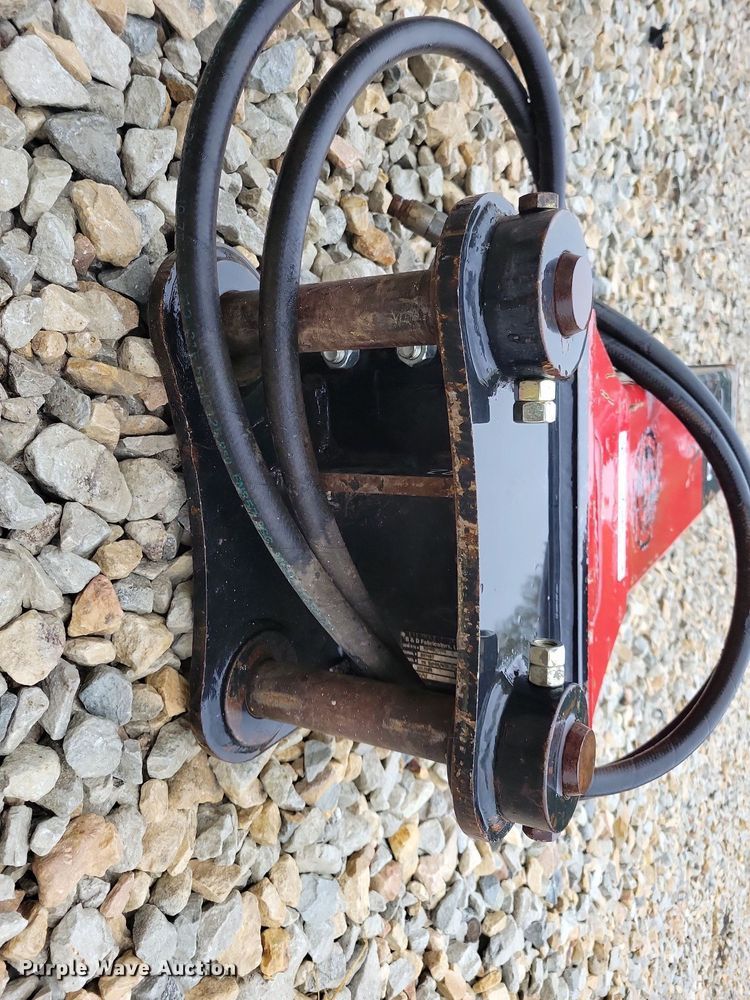 image for item LO9837 CP RX8  excavator plate compactor