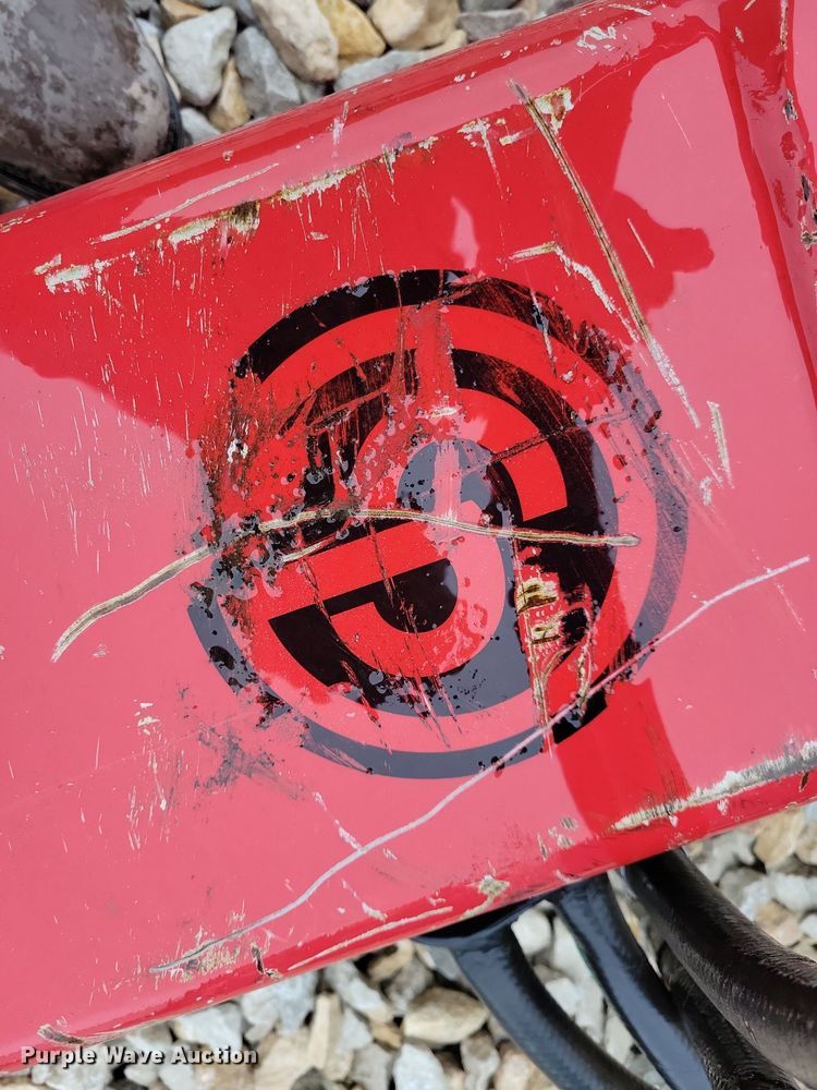 image for item LO9837 CP RX8  excavator plate compactor