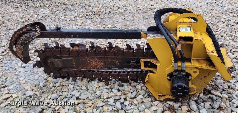 image for item LO9838 2016 Vermeer STR48  compact utility loader trencher