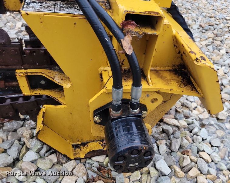 image for item LO9838 2016 Vermeer STR48  compact utility loader trencher