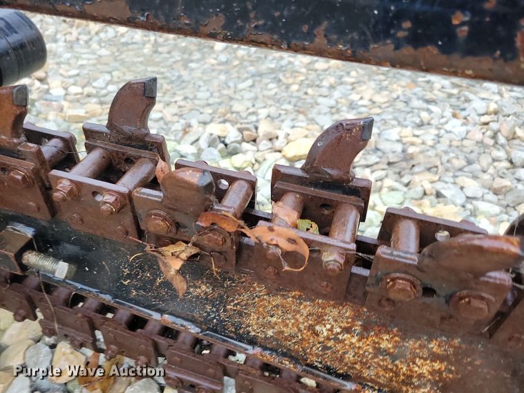 image for item LO9838 2016 Vermeer STR48  compact utility loader trencher