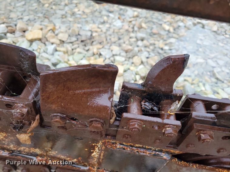 image for item LO9838 2016 Vermeer STR48  compact utility loader trencher