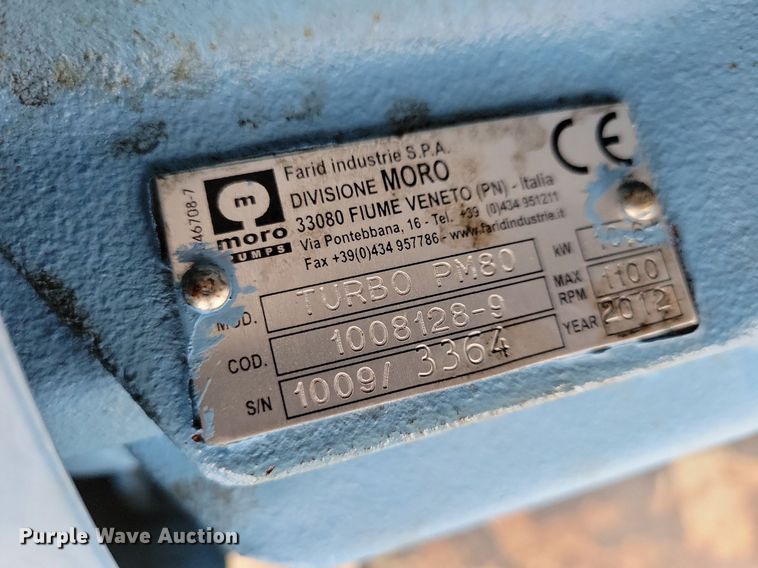 image for item LO9840 2000  Sterling L7500  vacuum truck