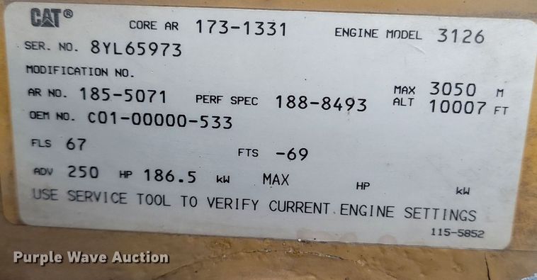 image for item LO9840 2000  Sterling L7500  vacuum truck